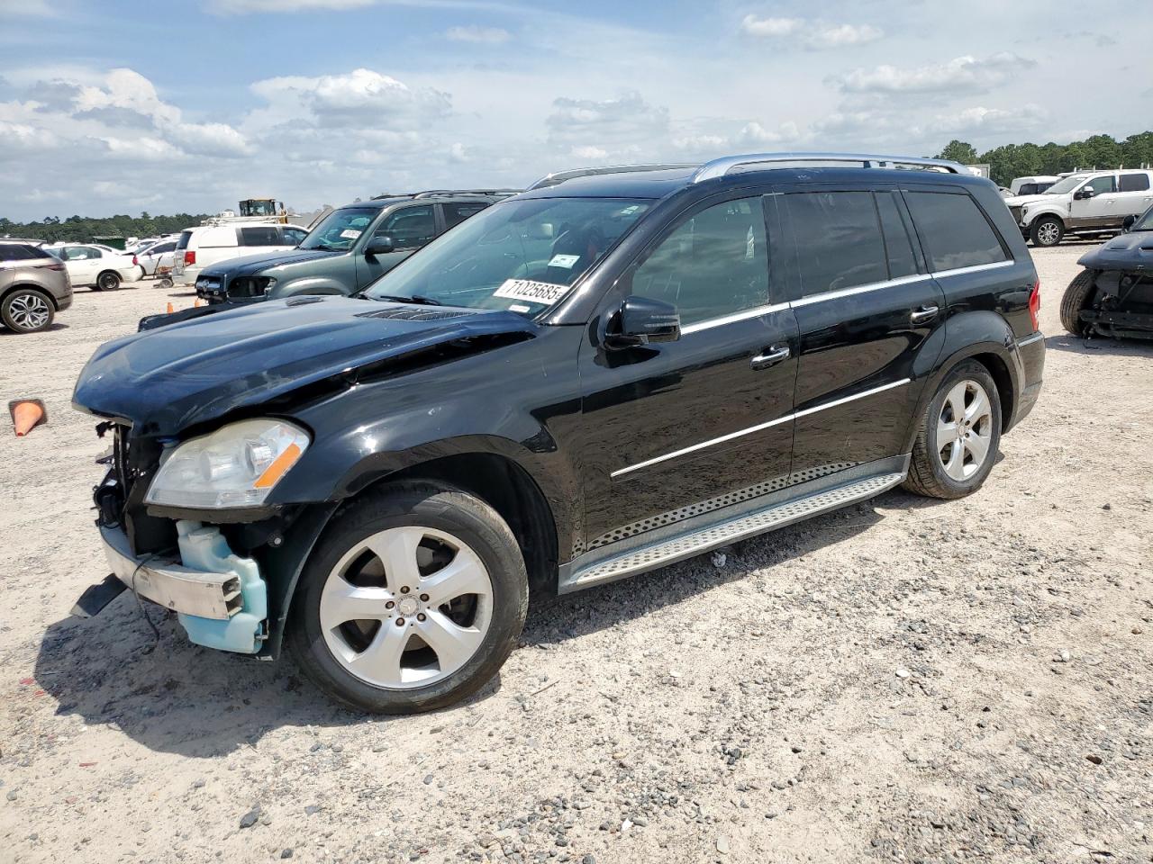 4JGBF7BE6BA635323 · 2011 MERCEDES-BENZ GL
