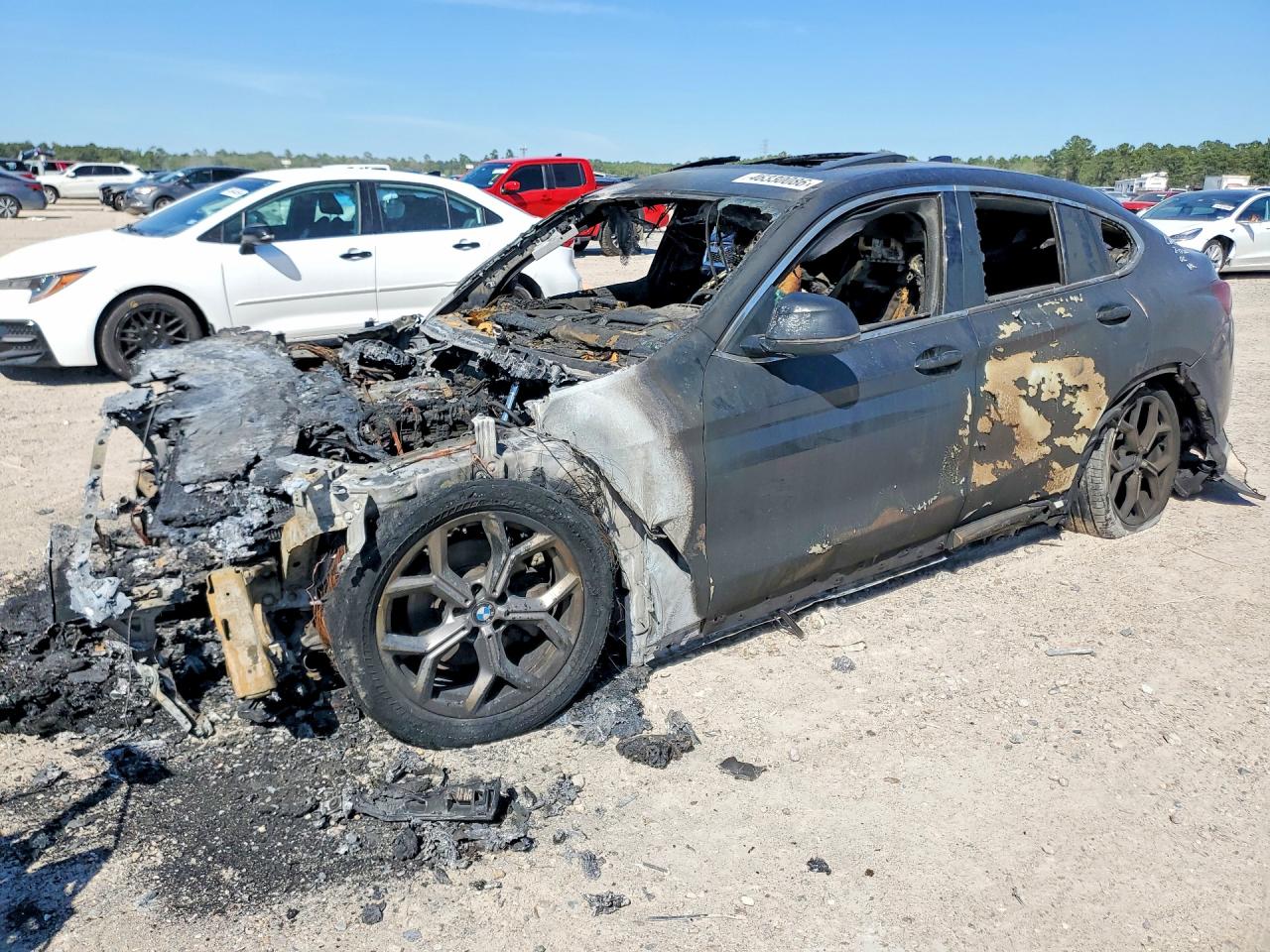5UX2V1C02L9B63780 · 2020 BMW X4