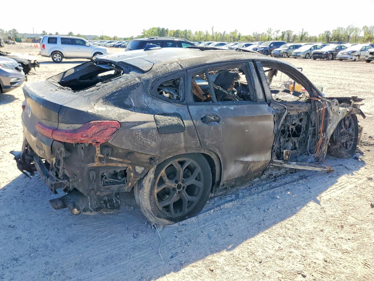 5UX2V1C02L9B63780 · 2020 BMW X4 · 3/12