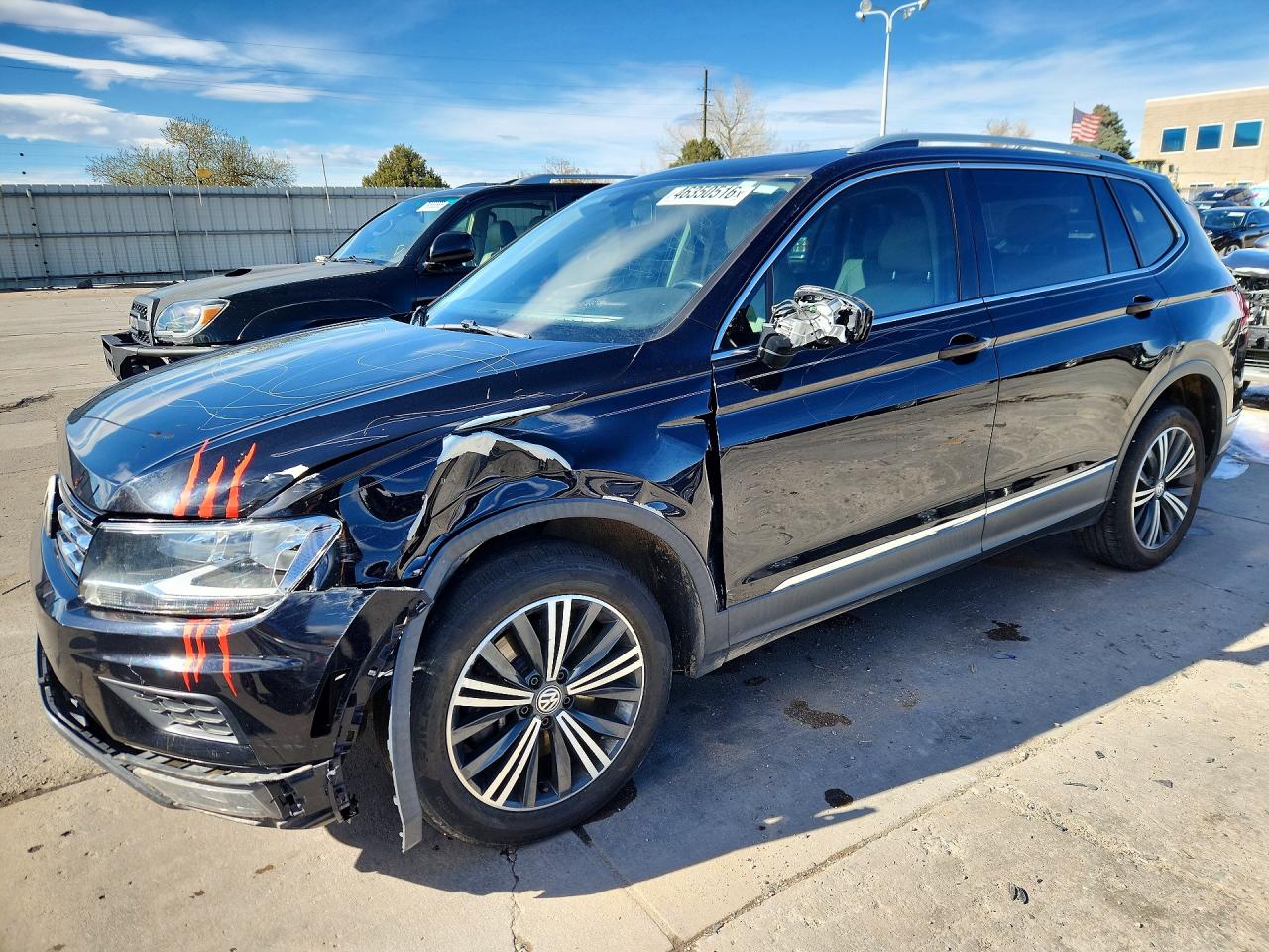 3VV3B7AX2JM095804 · 2018 VOLKSWAGEN TIGUAN
