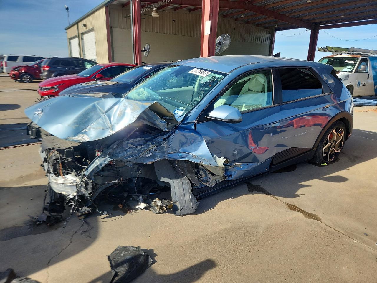KM8KNDAF0PU231919 · 2023 HYUNDAI IONIQ 5