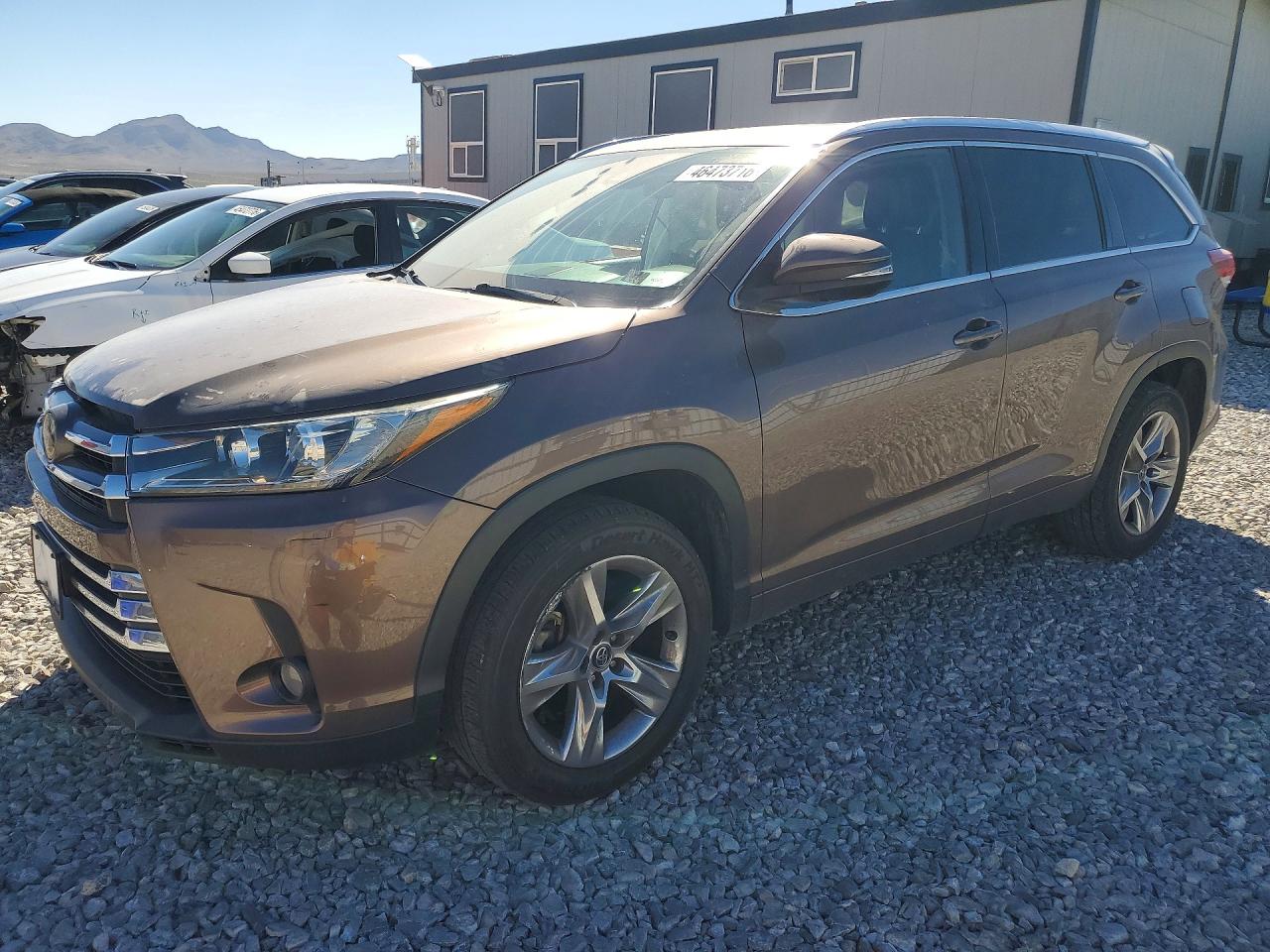 5TDYZRFH8JS279660 · 2018 TOYOTA HIGHLANDER