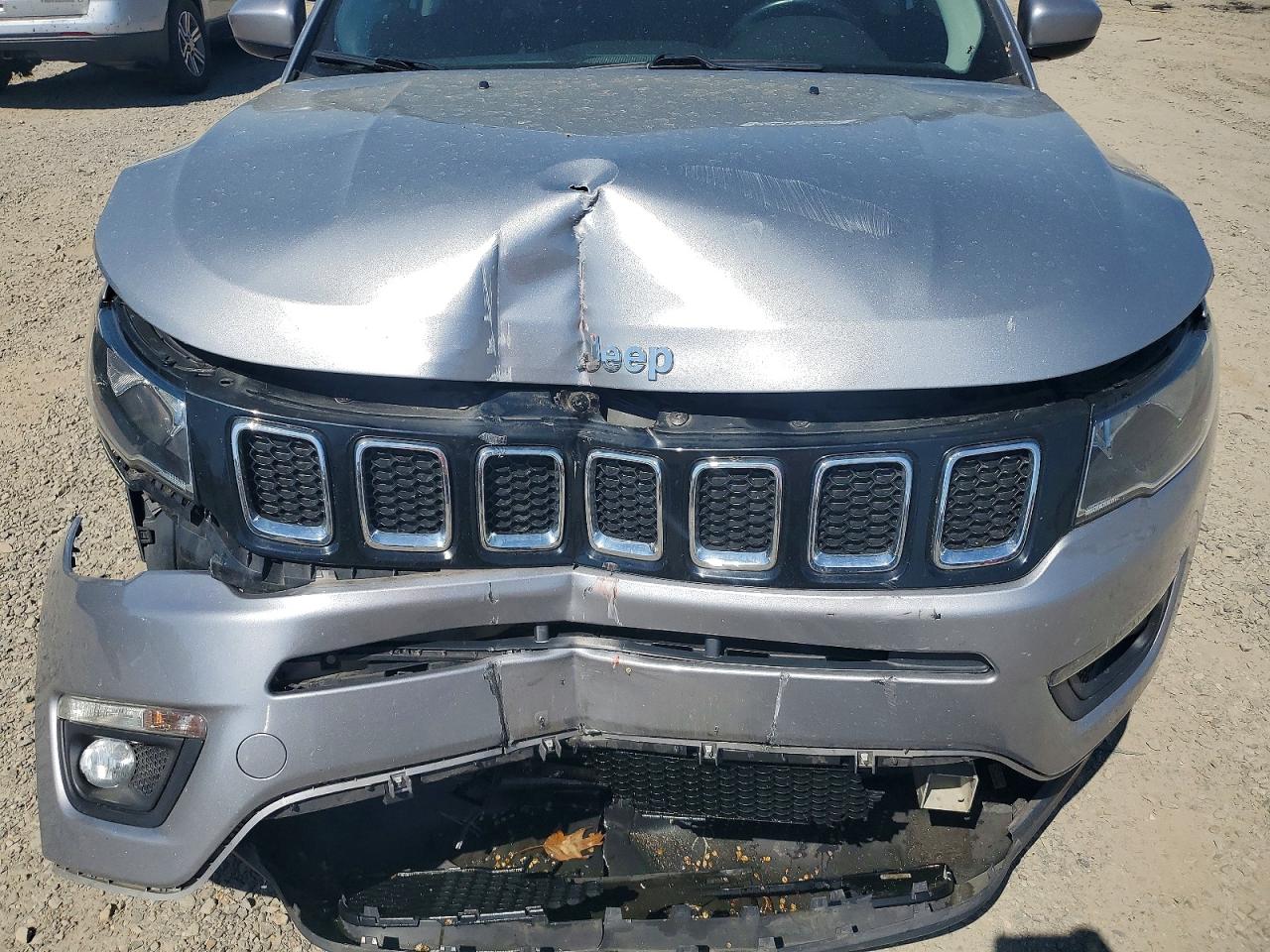 3C4NJDBB0KT696857 · 2019 JEEP COMPASS · 12/13
