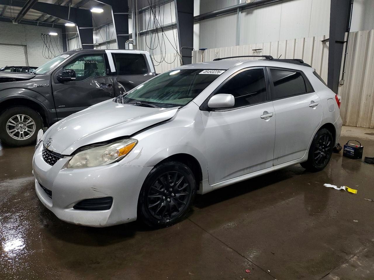 2T1KU40E19C136589 · 2009 TOYOTA MATRIX