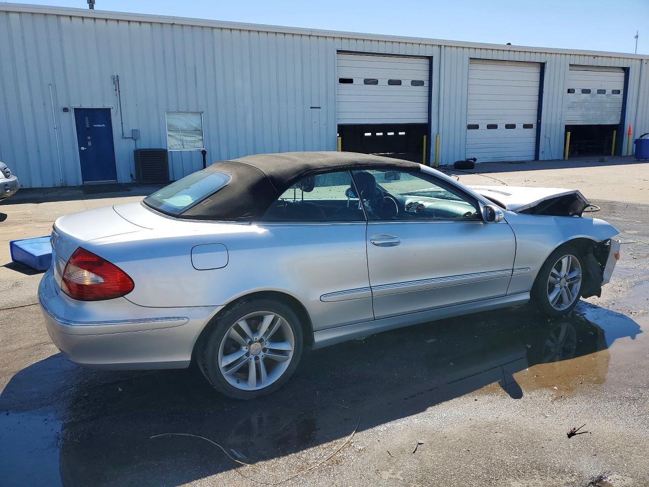 WDBTK56F78T095472 · 2008 MERCEDES-BENZ CLK · 3/13