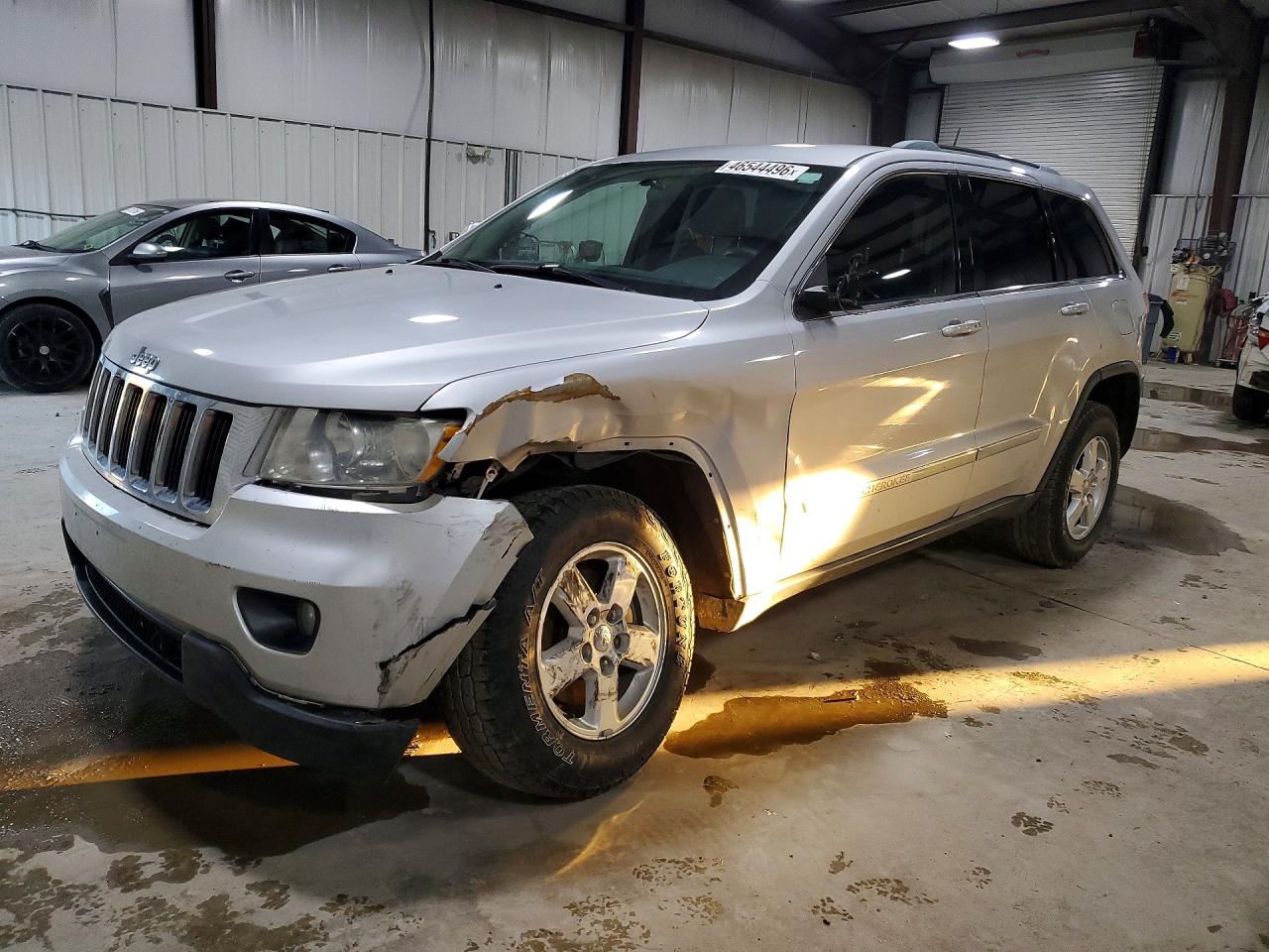1J4RR4GG1BC581379 · 2011 JEEP GRAND CHEROKEE