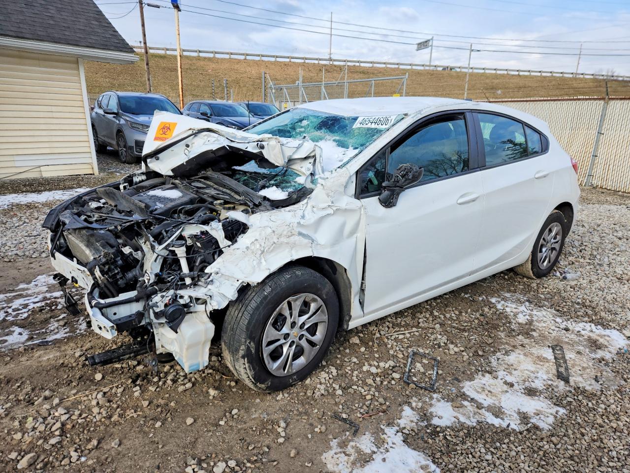 3G1BC6SM9KS582994 · 2019 CHEVROLET CRUZE
