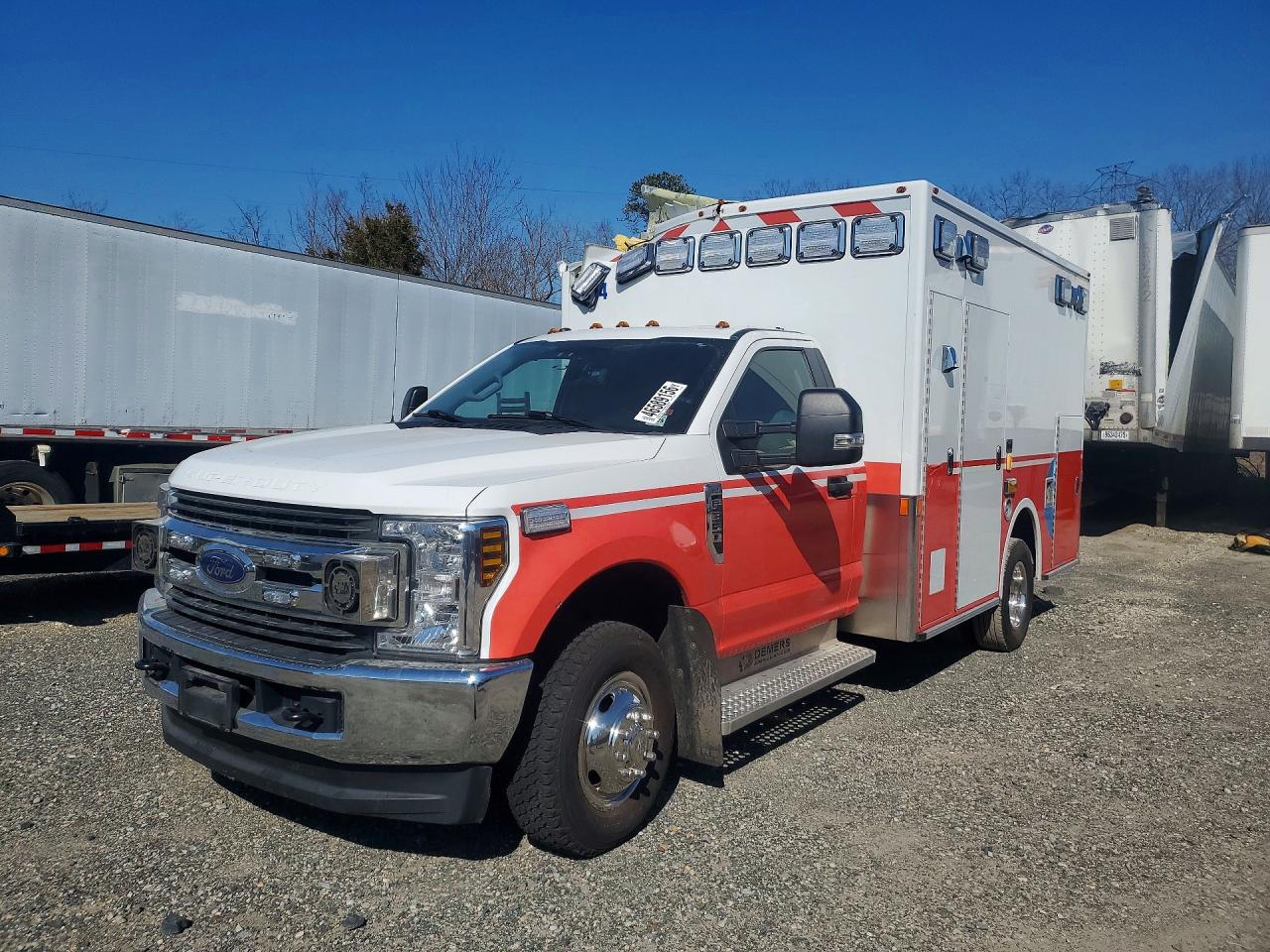 1FDRF3HT3KEE59434 · 2019 FORD F350