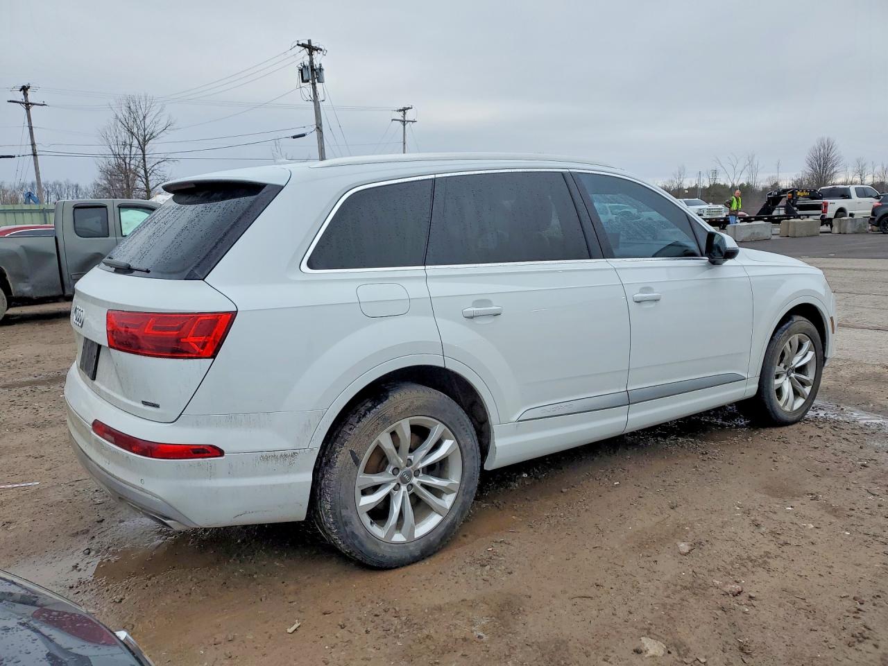 WA1AHAF72KD047625 · 2019 AUDI Q7 · 3/13