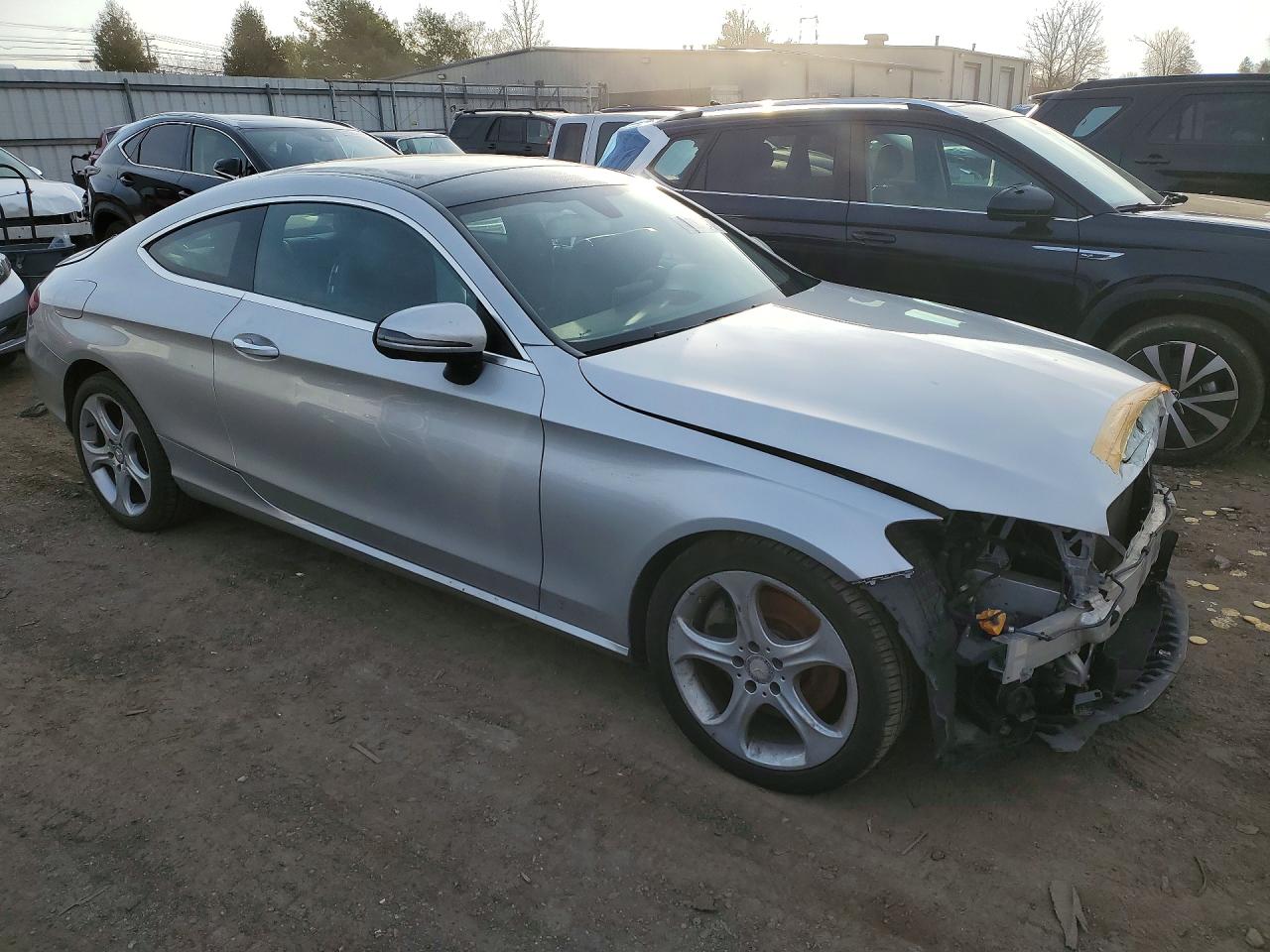 WDDWJ4KB2HF333053 · 2017 MERCEDES-BENZ C · 4/12