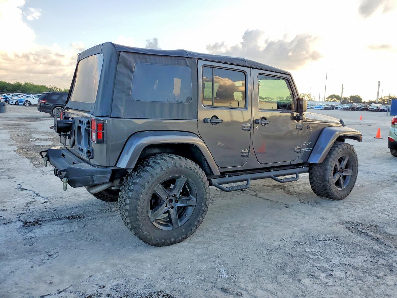 1C4BJWEG4GL268265 · 2016 JEEP WRANGLER UNLIMITED · 3/12