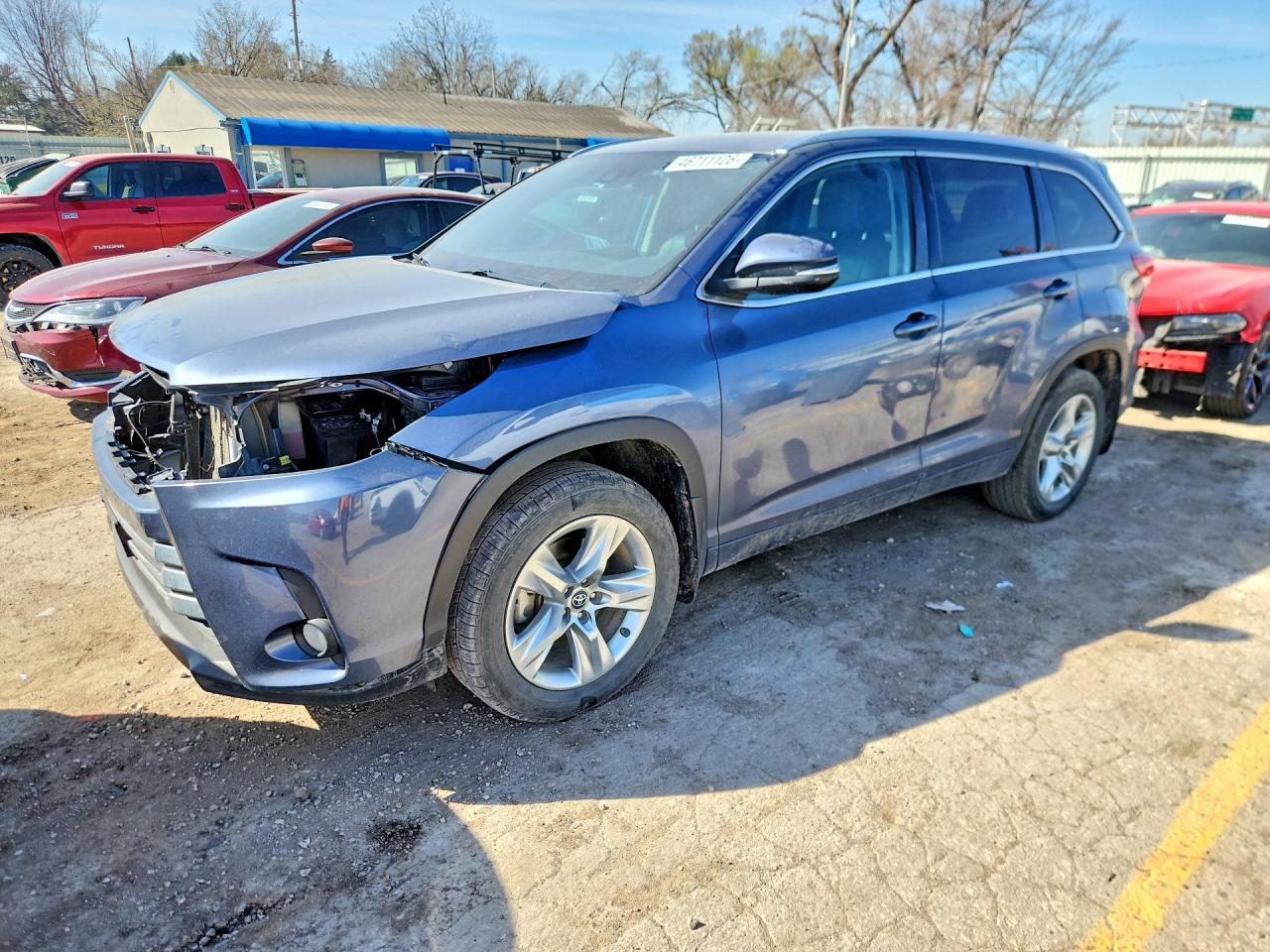 5TDDZRFH5JS816712 · 2018 TOYOTA HIGHLANDER