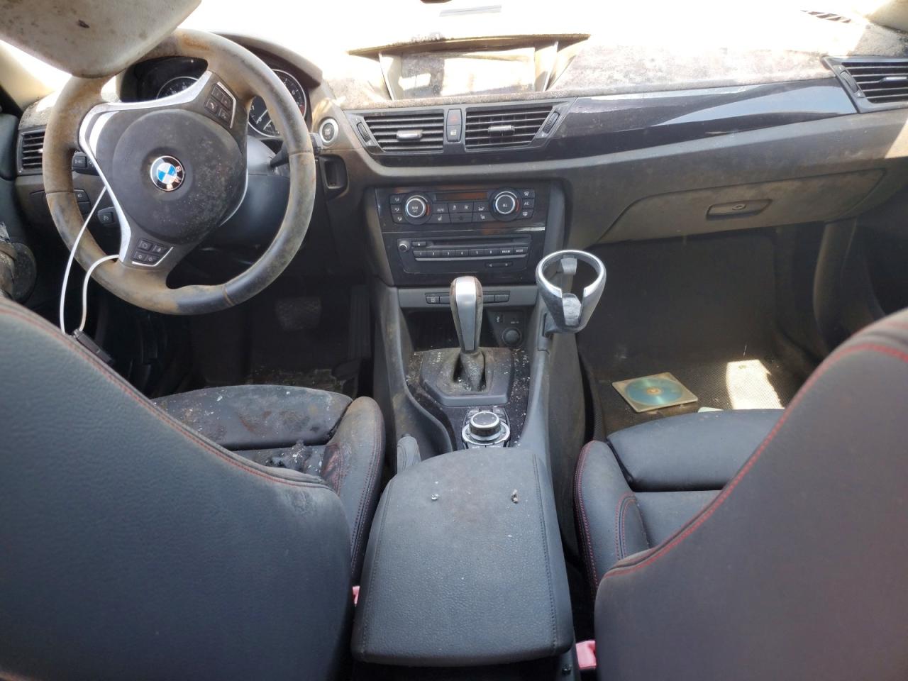 WBAVM5C52DVL63968 · 2013 BMW X1 · 8/13