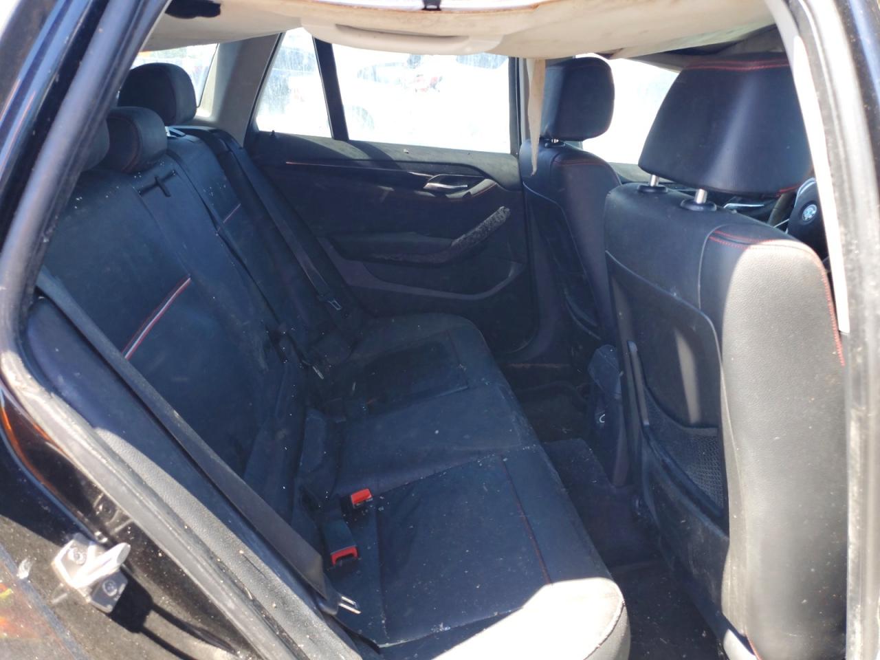 WBAVM5C52DVL63968 · 2013 BMW X1 · 11/13