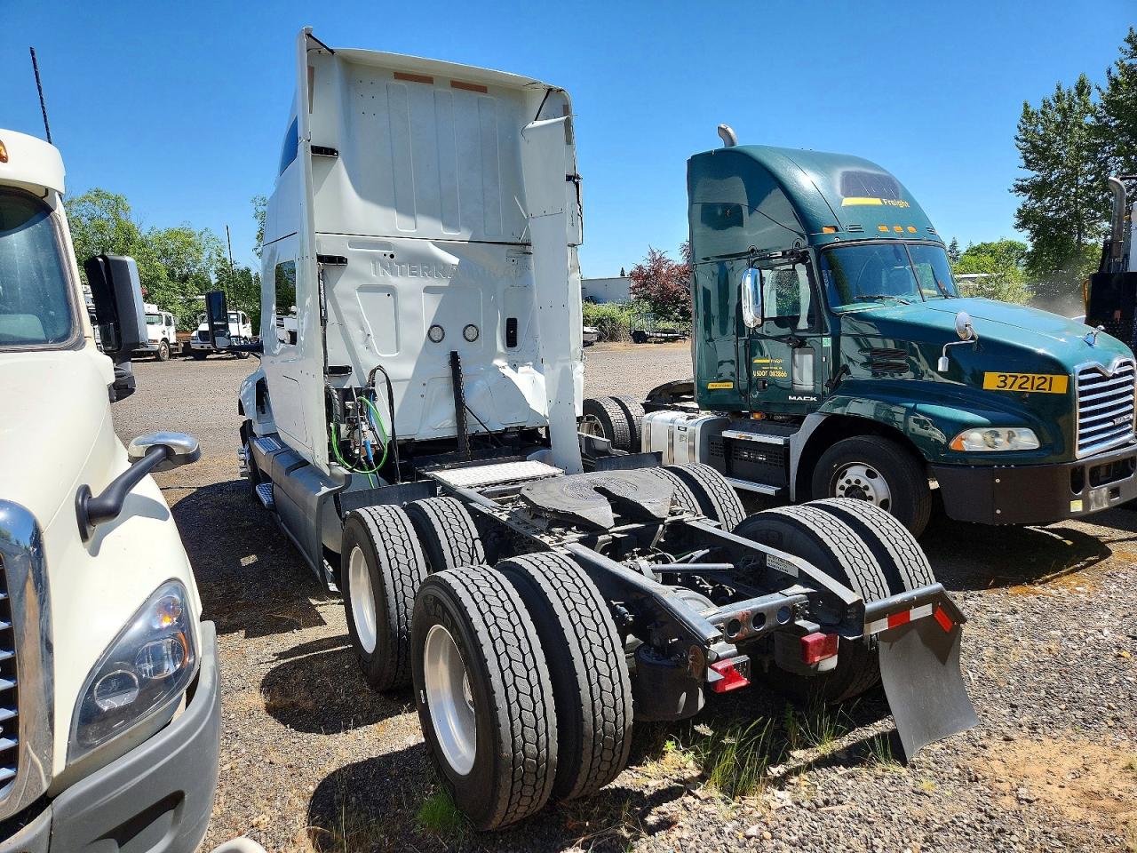 3HSDZAPR6KN077815 · 2019 INTERNATIONAL LT625 · 3/10