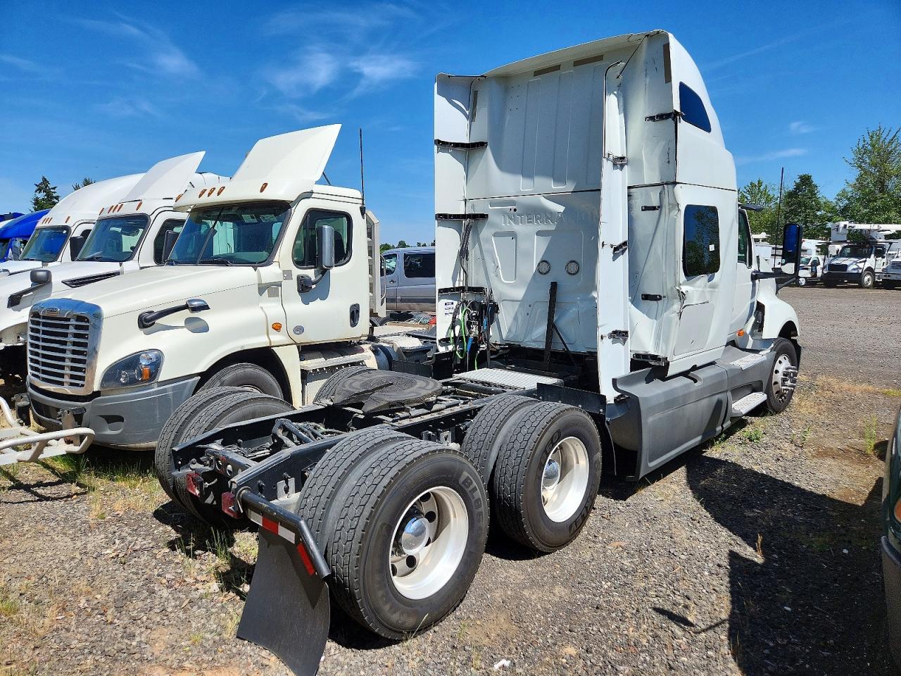 3HSDZAPR6KN077815 · 2019 INTERNATIONAL LT625 · 4/10