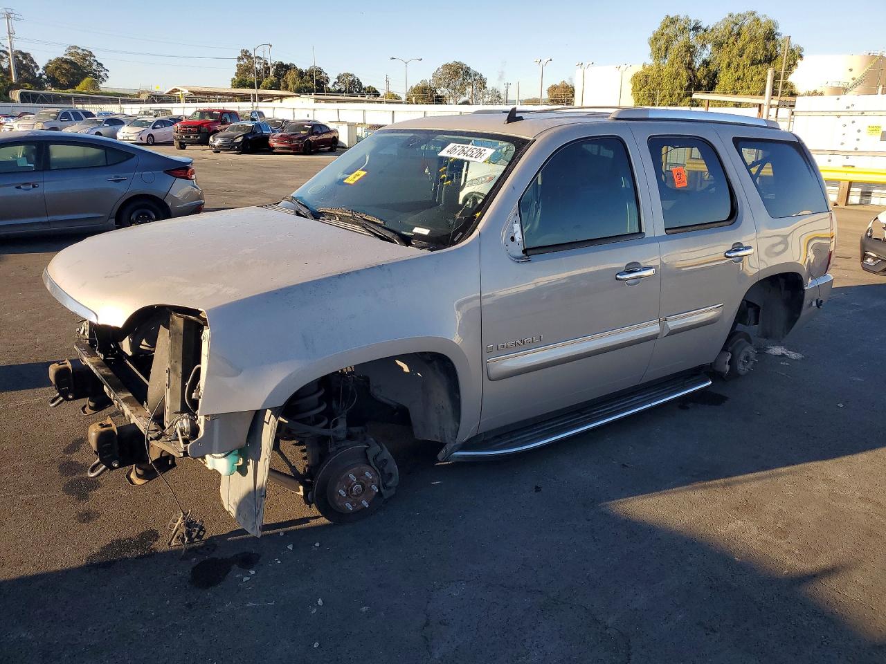 1GKFK63898J244393 · 2008 GMC YUKON