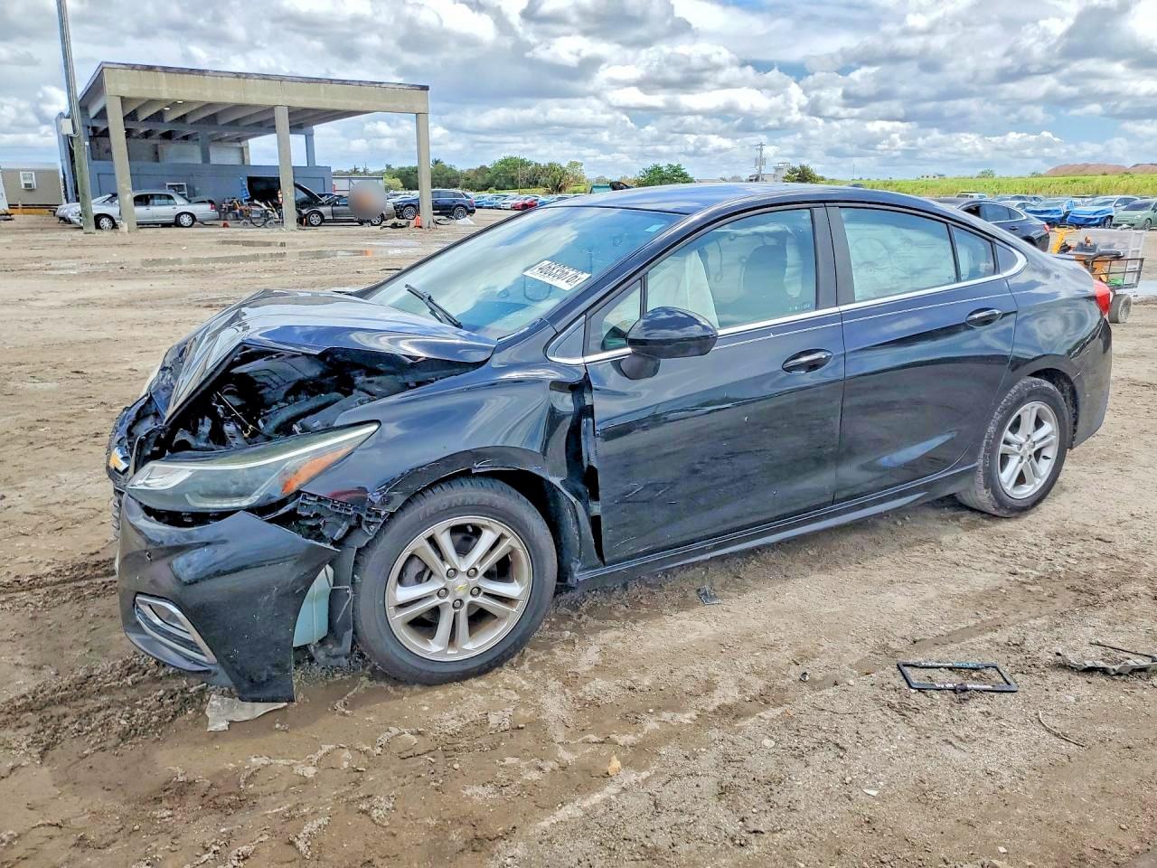 1G1BE5SM9H7181375 · 2017 CHEVROLET CRUZE