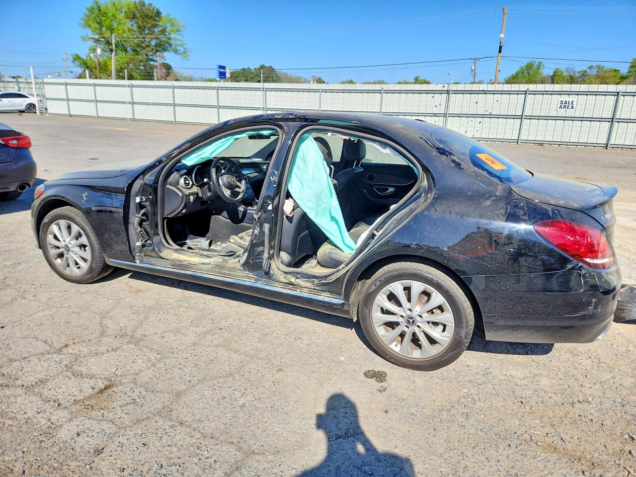55SWF8EB0KU302117 · 2019 MERCEDES BENZ C · 2/13