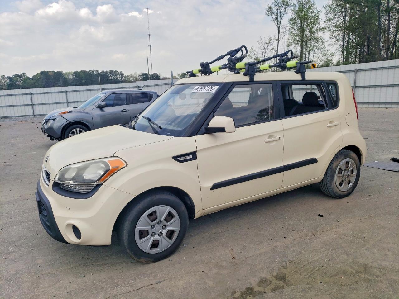 KNDJT2A59D7552658 · 2013 KIA SOUL