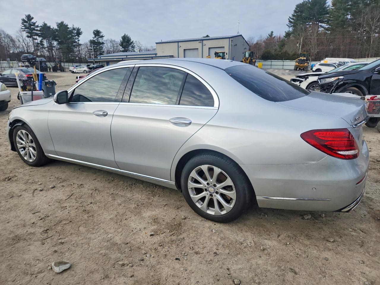 WDDZF4KBXHA215313 · 2017 MERCEDES-BENZ E · 2/12