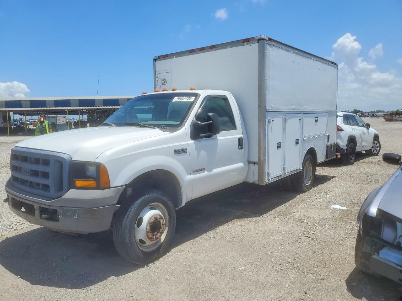 1FDXF46P84ED36797 · 2004 FORD UNKNOWN