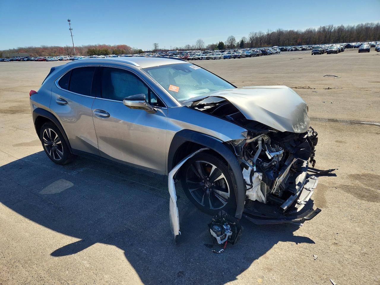JTHX3JBH1L2029609 · 2020 LEXUS UX 200 · 4/14