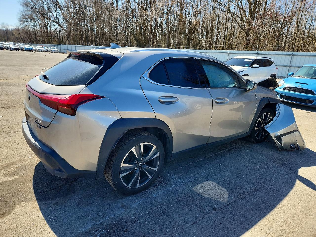 JTHX3JBH1L2029609 · 2020 LEXUS UX 200 · 3/14