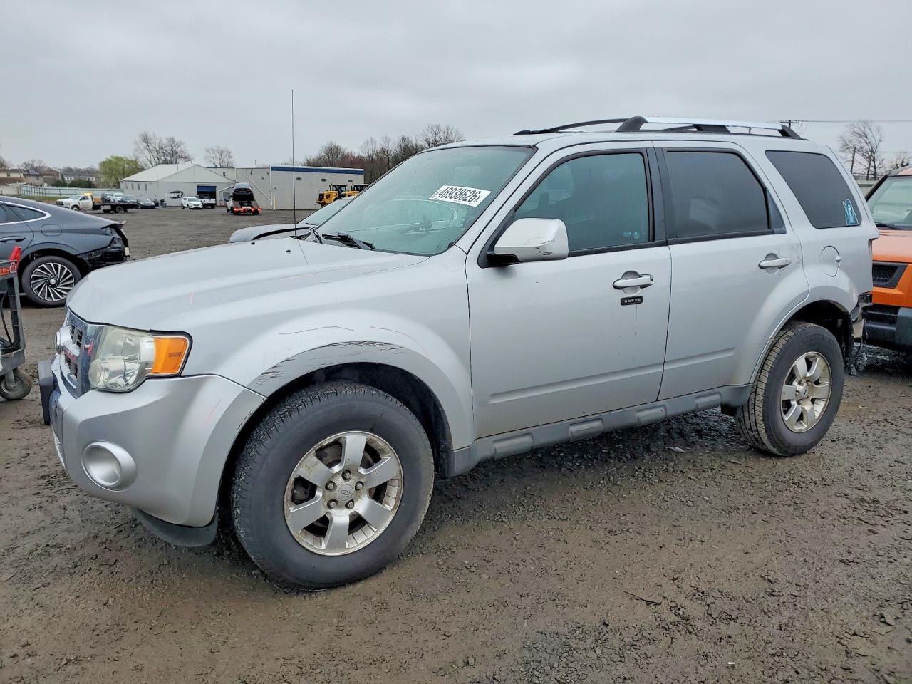 1FMCU0E70BKB17717 · 2011 FORD ESCAPE