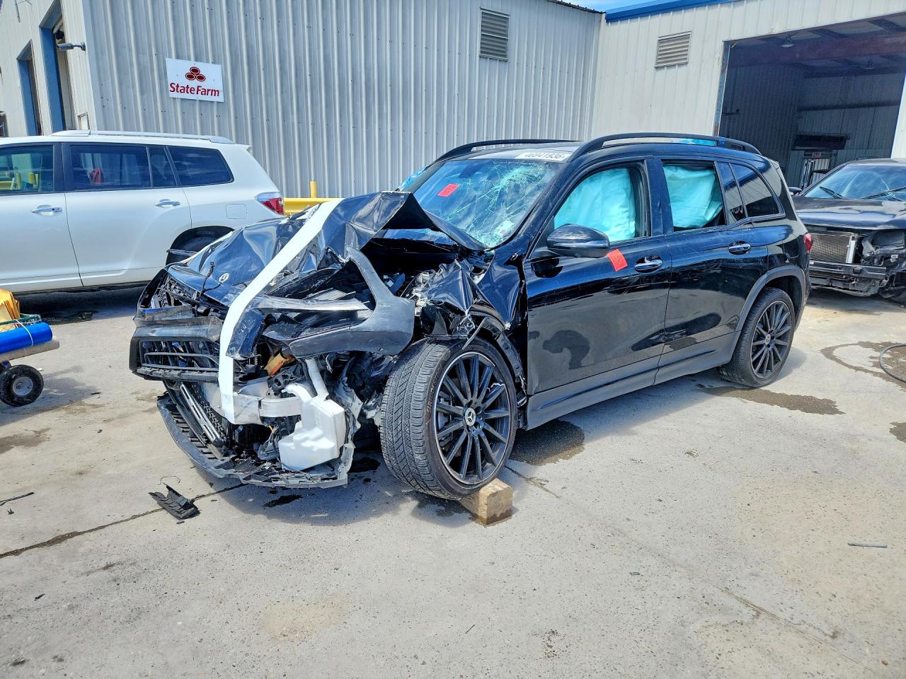 W1N4M4GB3PW313922 · 2023 MERCEDES-BENZ GLB