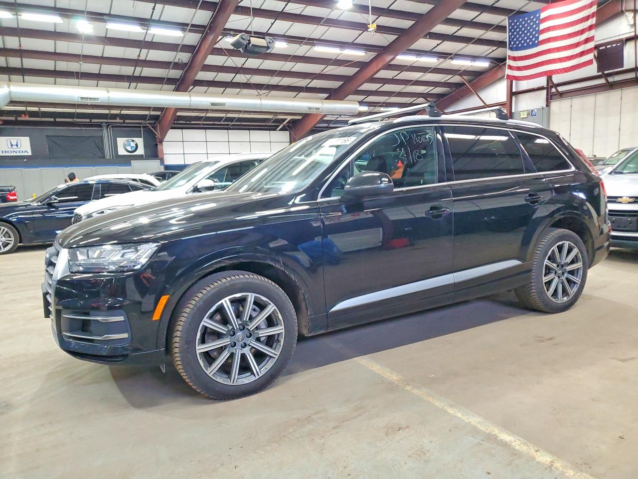 WA1LAAF7XKD039138 · 2019 AUDI Q7