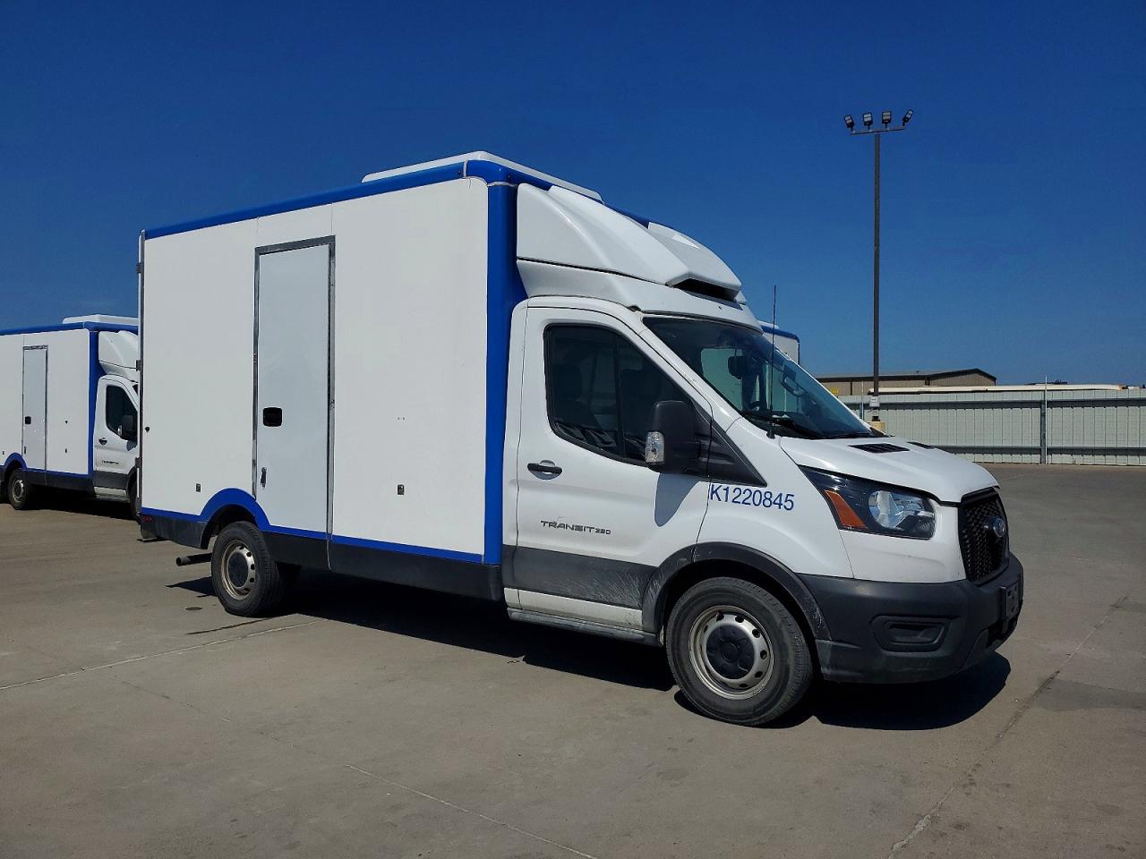 1FDBW5Z89NKA39724 · 2022 FORD TRANSIT