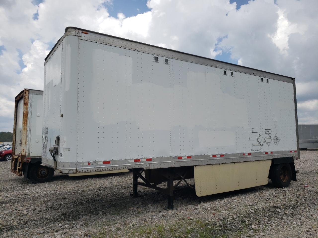 1GRAA56178K200877 · 2008 GREAT DANE TRAILER · 2/10