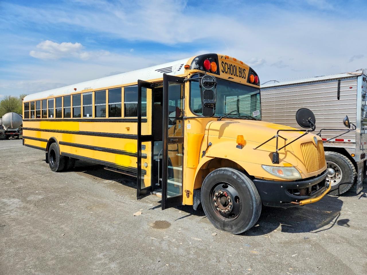 4DRBUAAP8AB229073 · 2010 IC CORPORATION CE SERIES SCHOOL