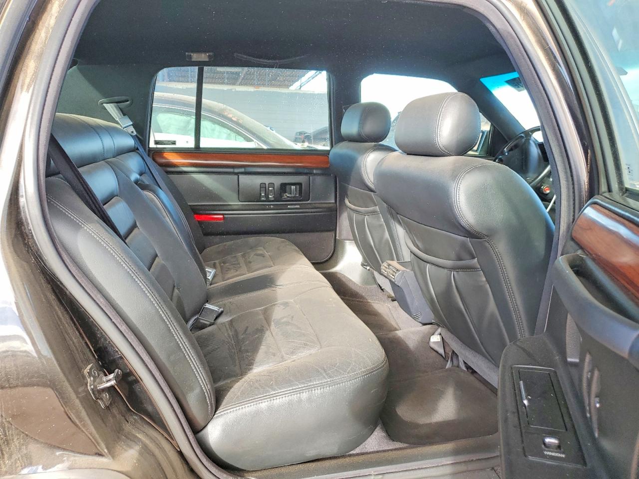 1G6KD52B5RU301431 · 1994 CADILLAC DEVILLE · 10/12