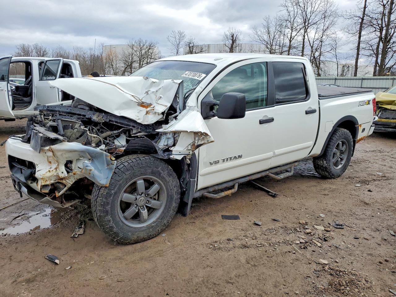 1N6AA0EC9DN310917 · 2013 NISSAN TITAN