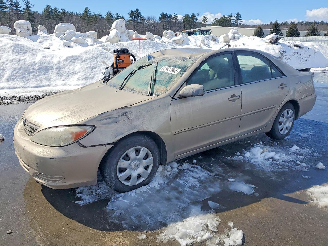 4T1BE30K72U560943 · 2002 TOYOTA CAMRY