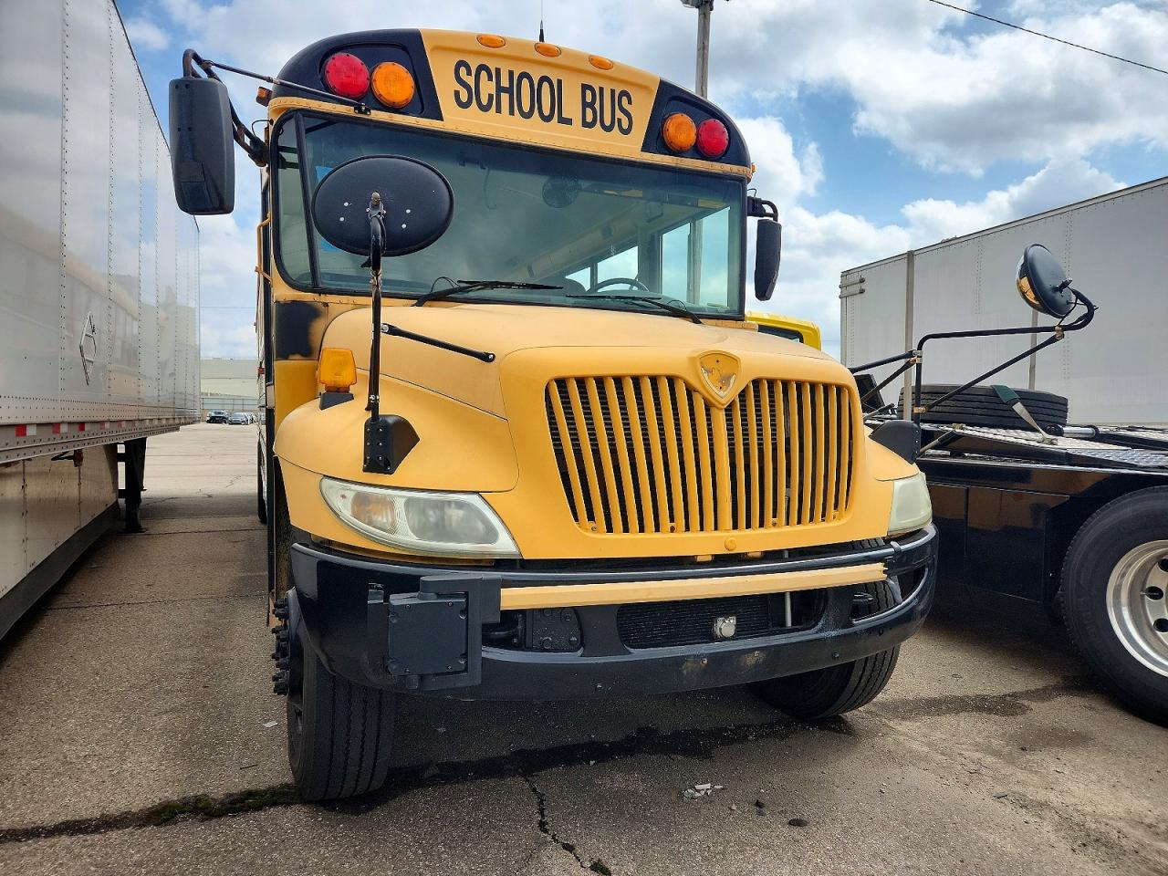 4DRBUAAN19B048312 · 2009 IC CORPORATION CE SERIES SCHOOL