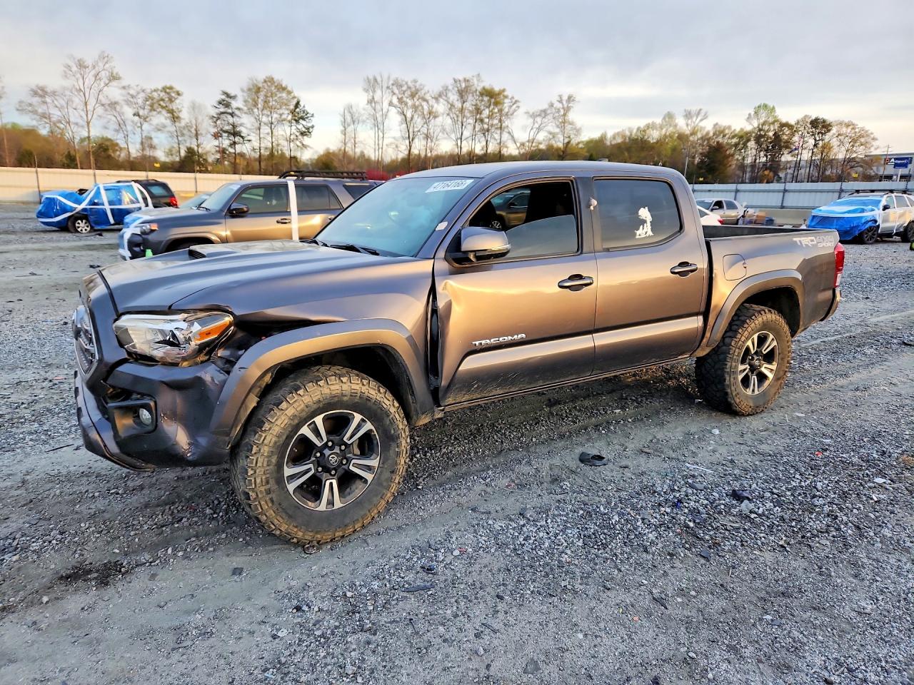 5TFCZ5AN2GX026479 · 2016 TOYOTA TACOMA