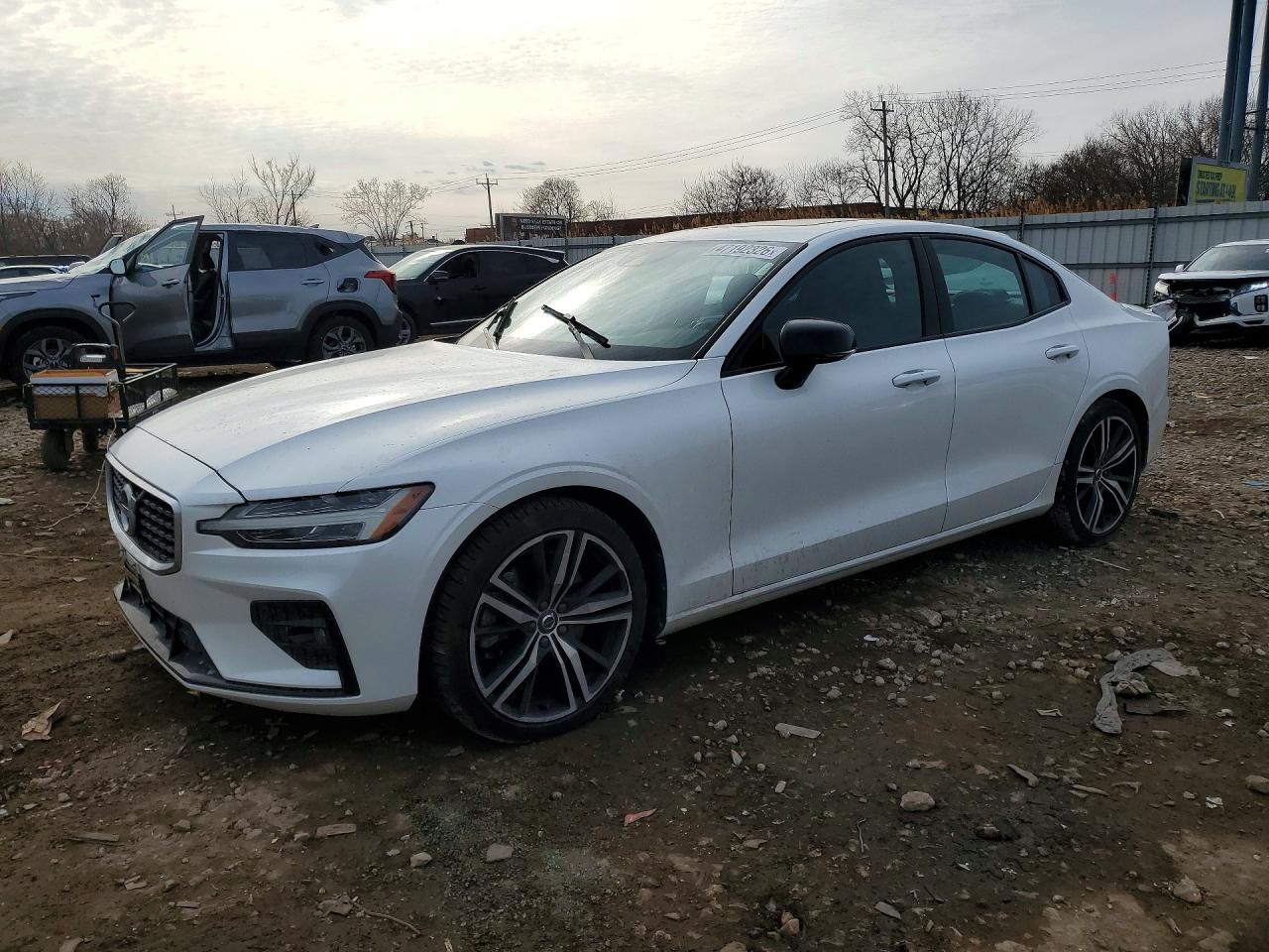 7JRA22TM7KG014501 · 2019 VOLVO S60