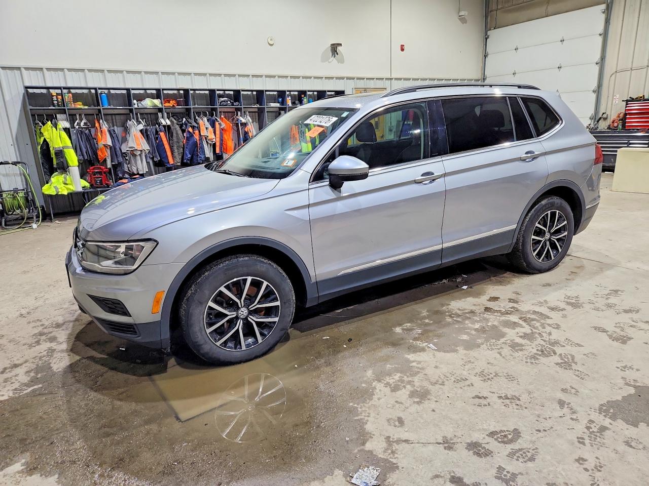 3VV2B7AX0MM060517 · 2021 VOLKSWAGEN TIGUAN