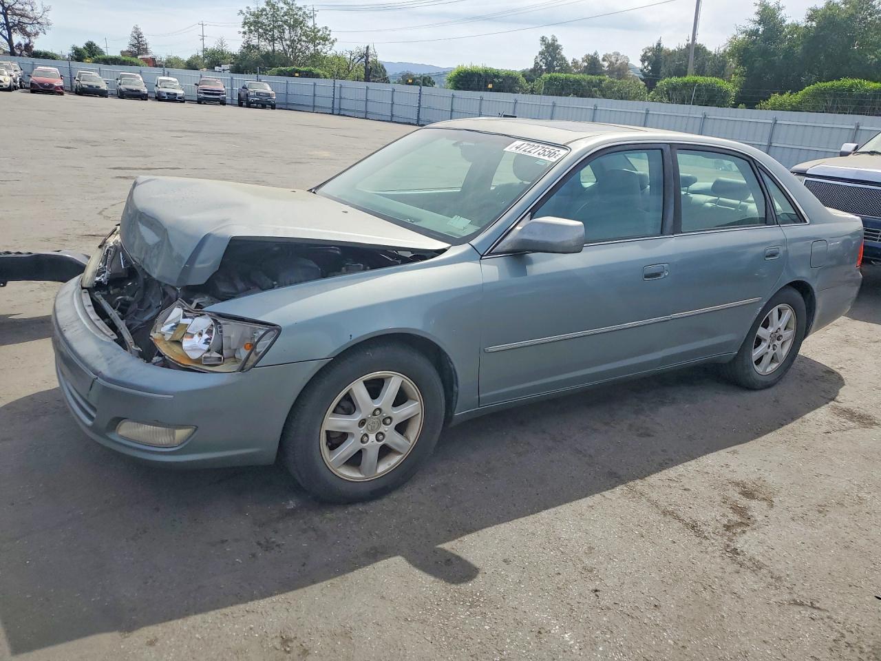 2001 TOYOTA AVALON