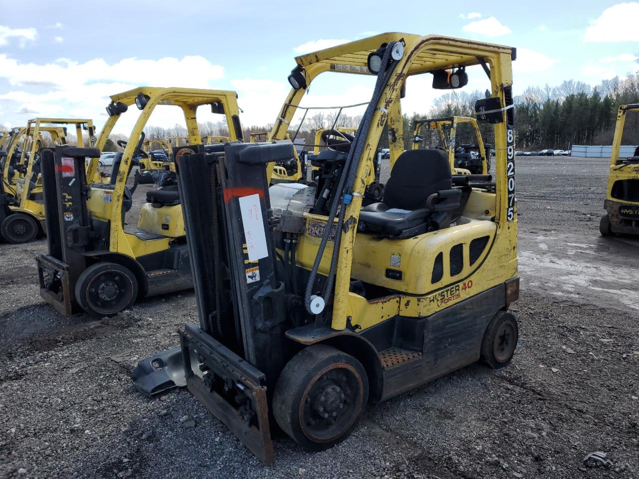 2009 HYSTER FORKLIFT · 2/10