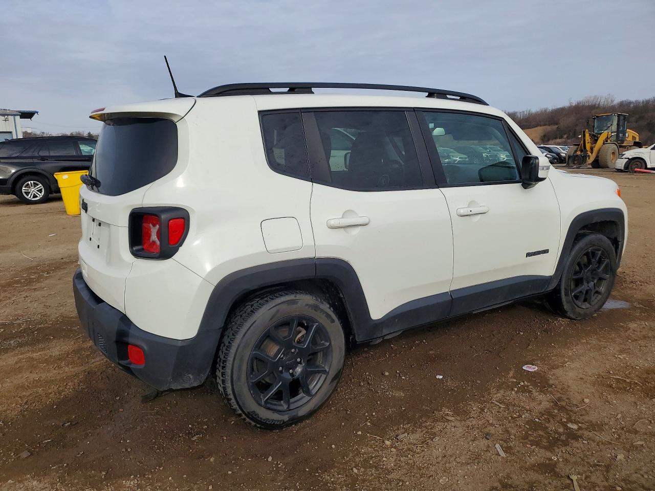ZACNJABBXLPM01722 · 2020 JEEP RENEGADE · 3/13