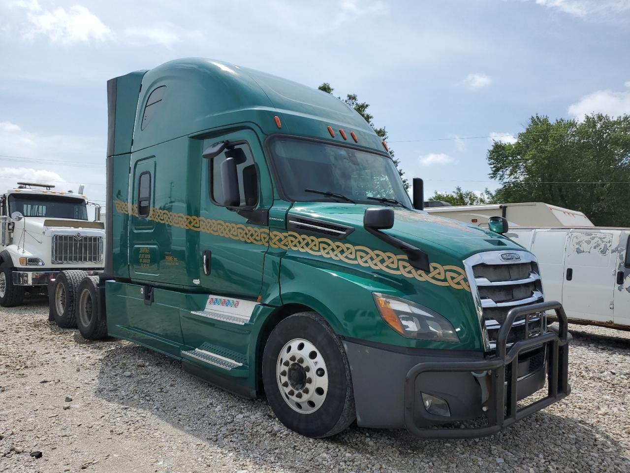 2019 FREIGHTLINER CASCADIA 1