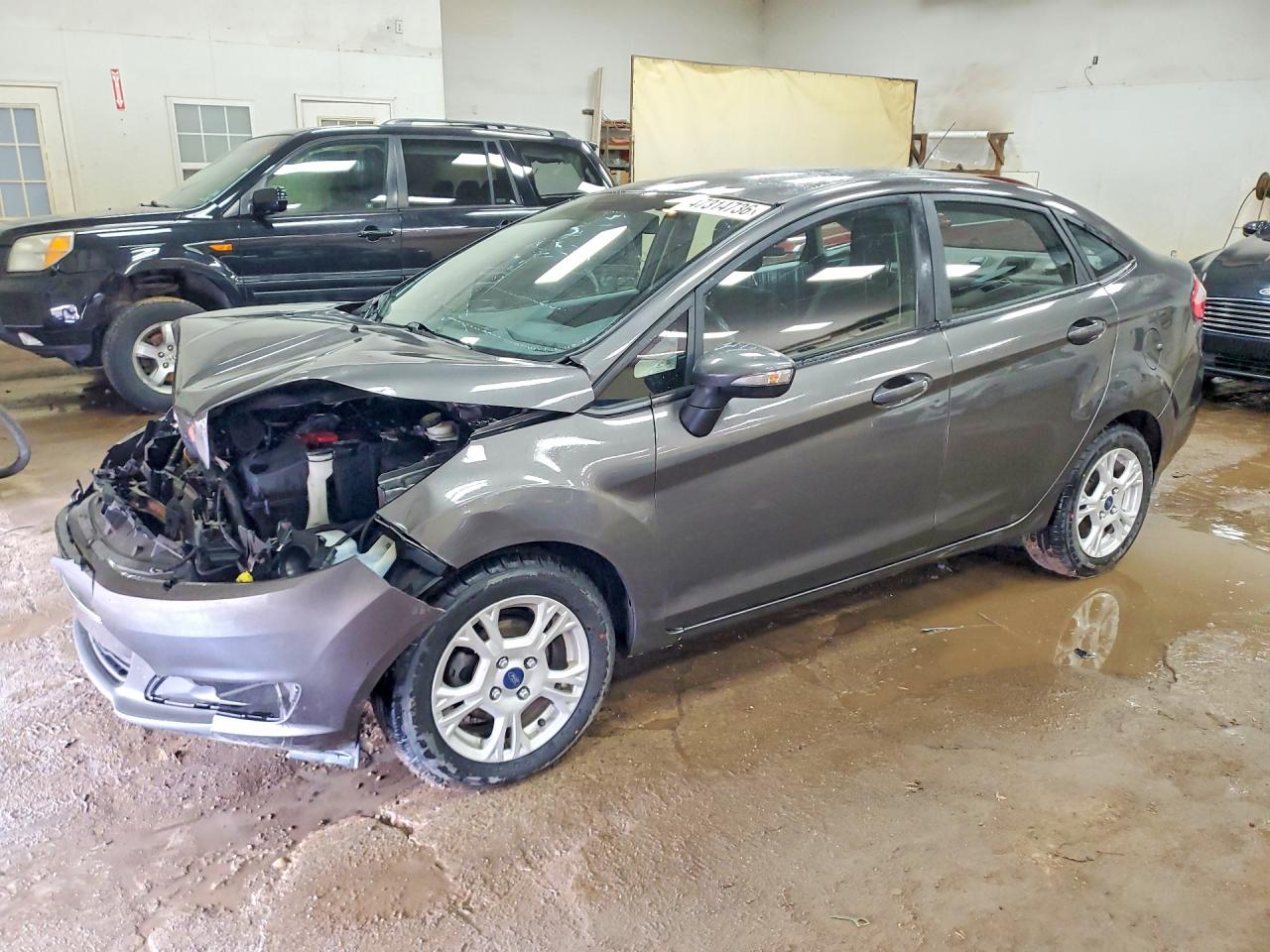 3FADP4BJ8GM173921 · 2016 FORD FIESTA