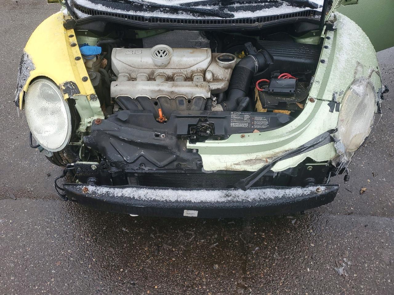 3VWRG31CX8M506406 · 2008 VOLKSWAGEN NEW BEETLE · 11/12