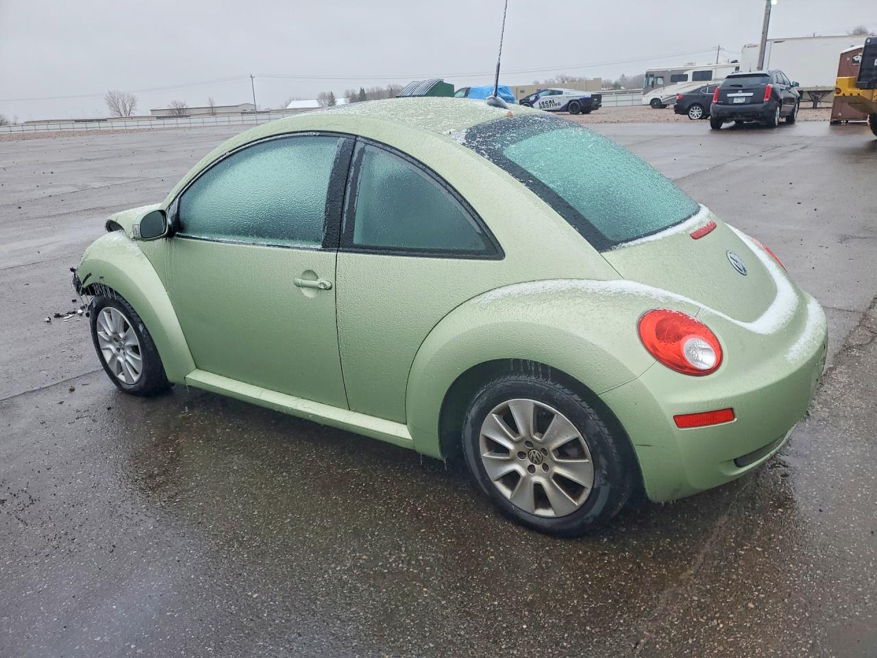 3VWRG31CX8M506406 · 2008 VOLKSWAGEN NEW BEETLE · 2/12