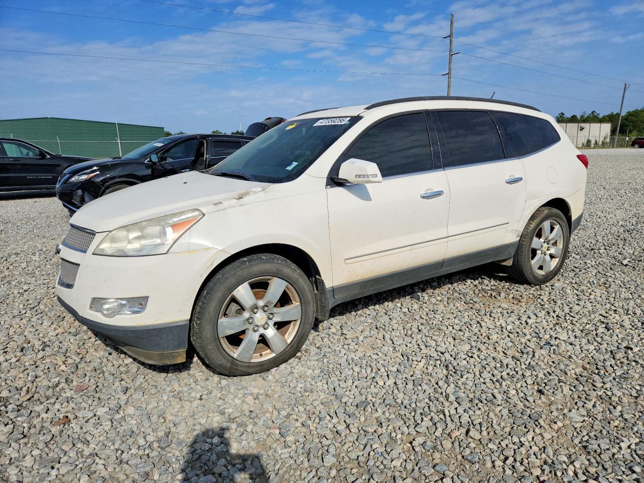 1GNKVLED2BJ197202 · 2011 CHEVROLET TRAVERSE