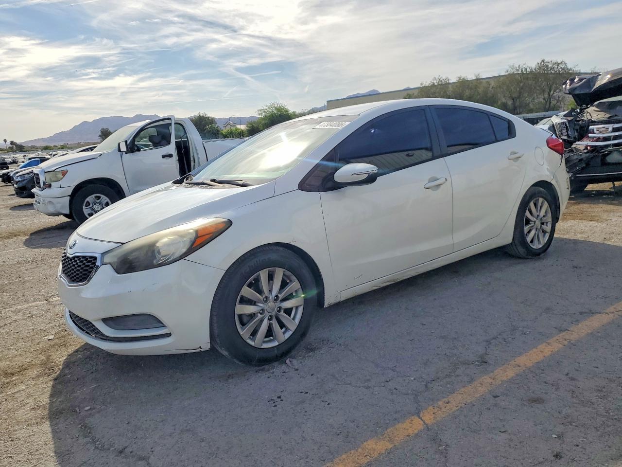 KNAFX4A69E5212841 · 2014 KIA FORTE